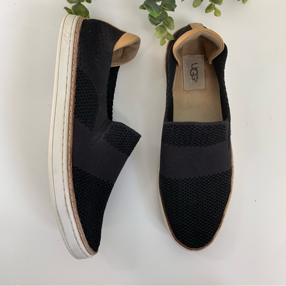 UGG Women’s Sammy Slip-On Knit Black and Leather Sneakers Size 9